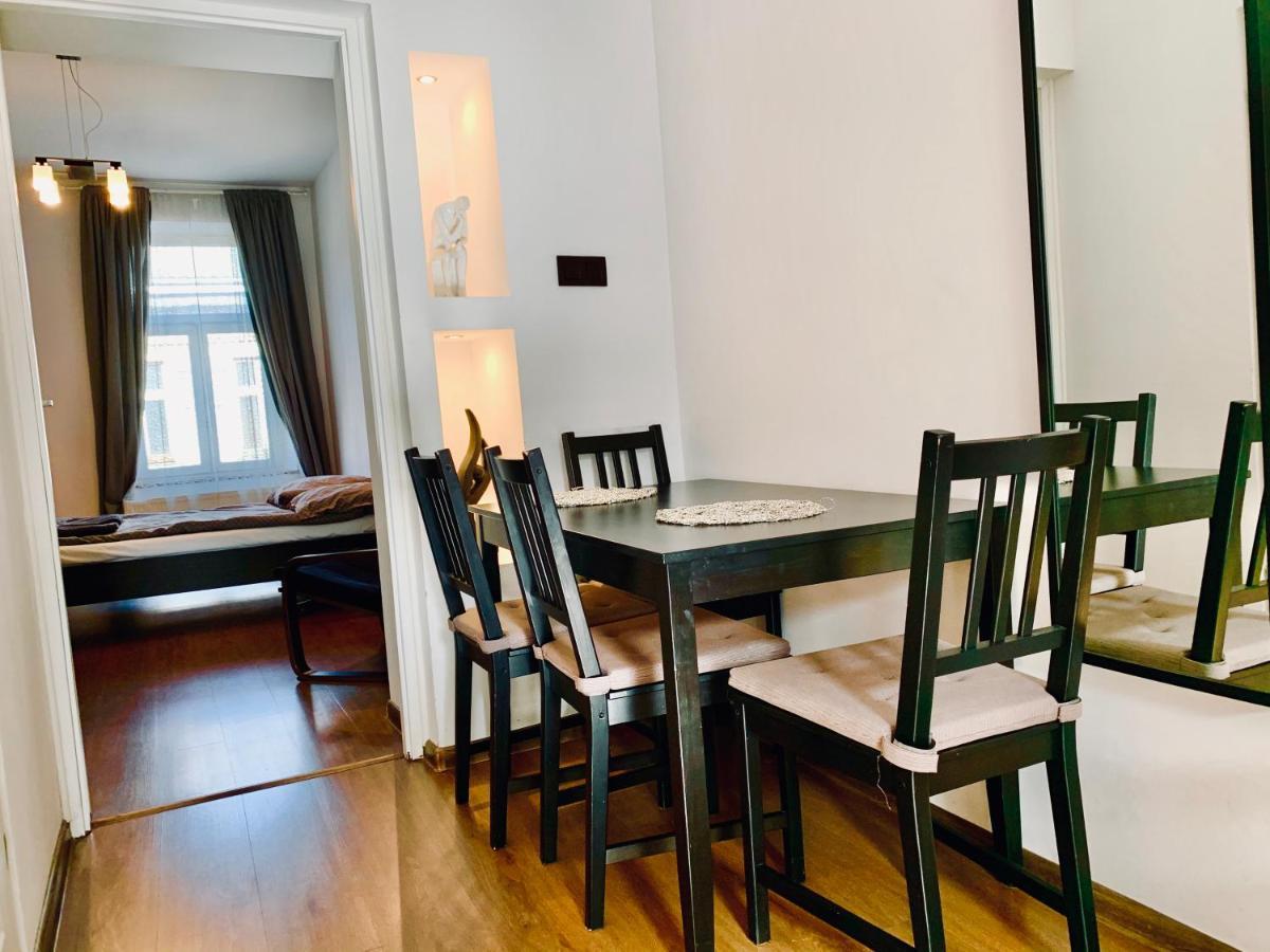 Main Square Apartment Krakow Luaran gambar